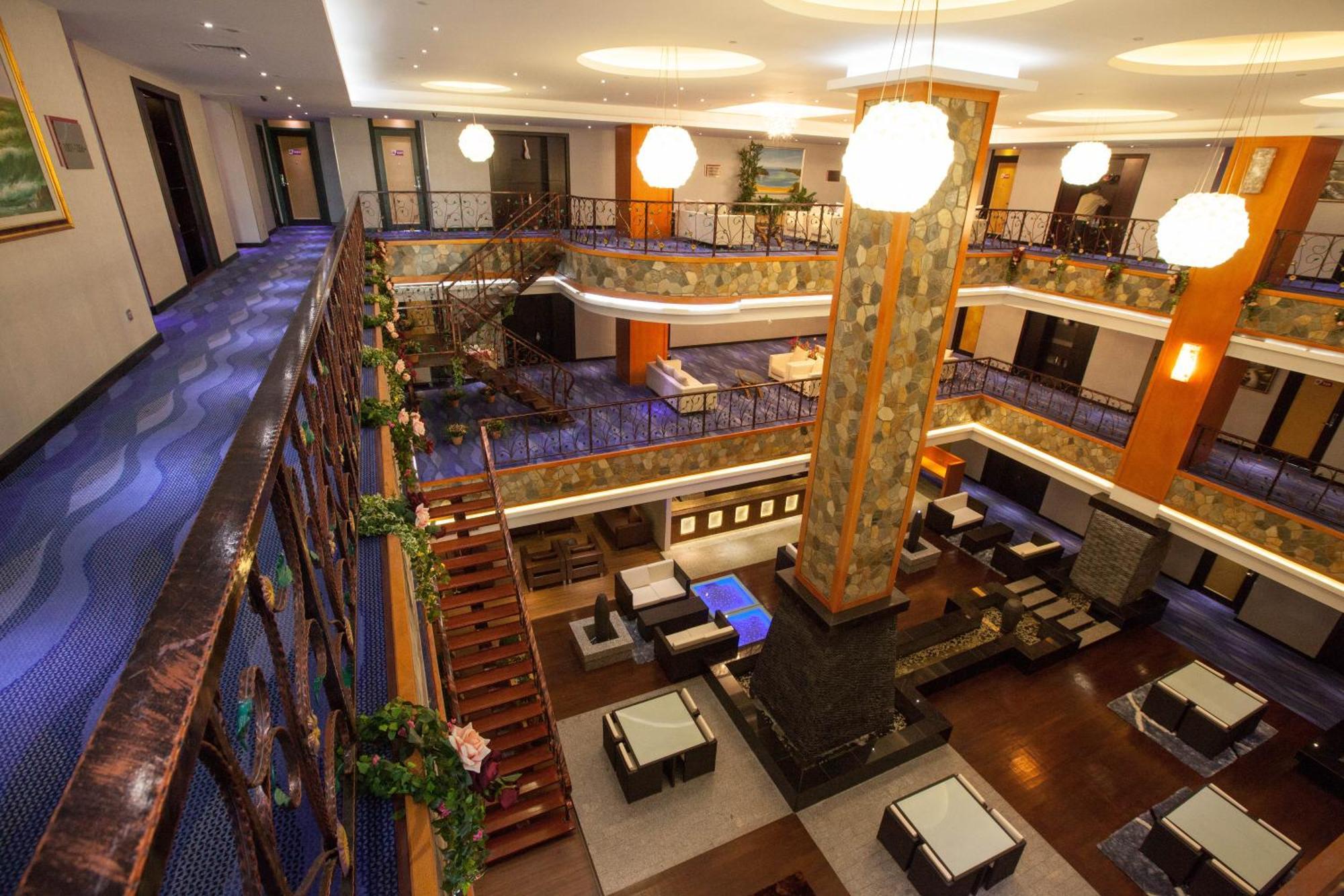 Meritz Hotel Мірі Екстер'єр фото