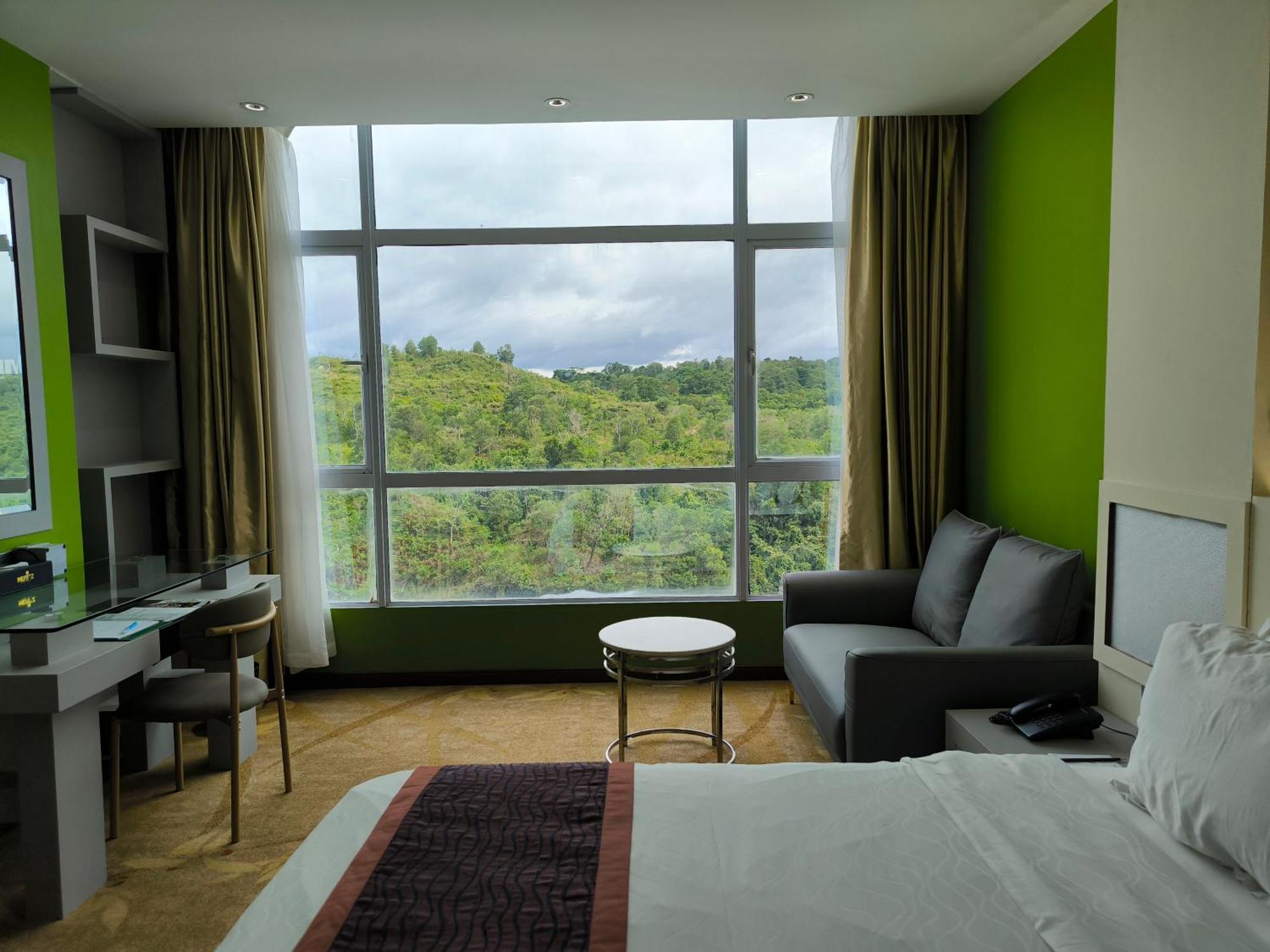 Meritz Hotel Мірі Екстер'єр фото