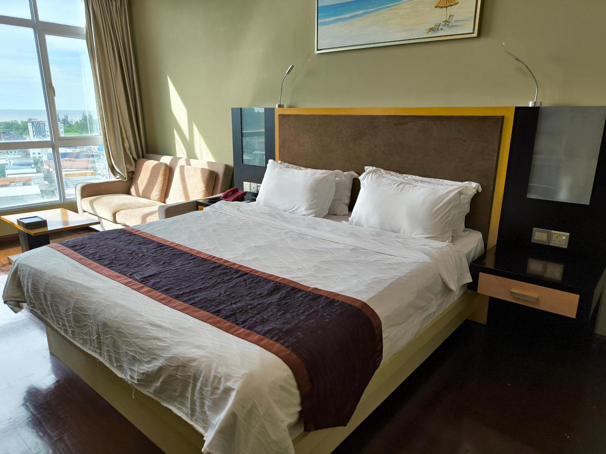 Meritz Hotel Мірі Екстер'єр фото