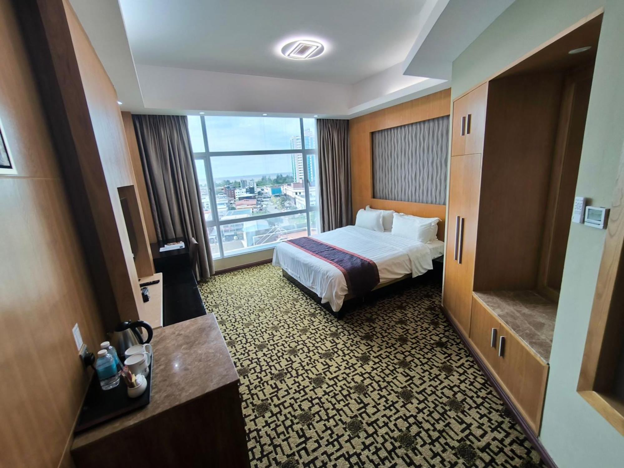 Meritz Hotel Мірі Екстер'єр фото