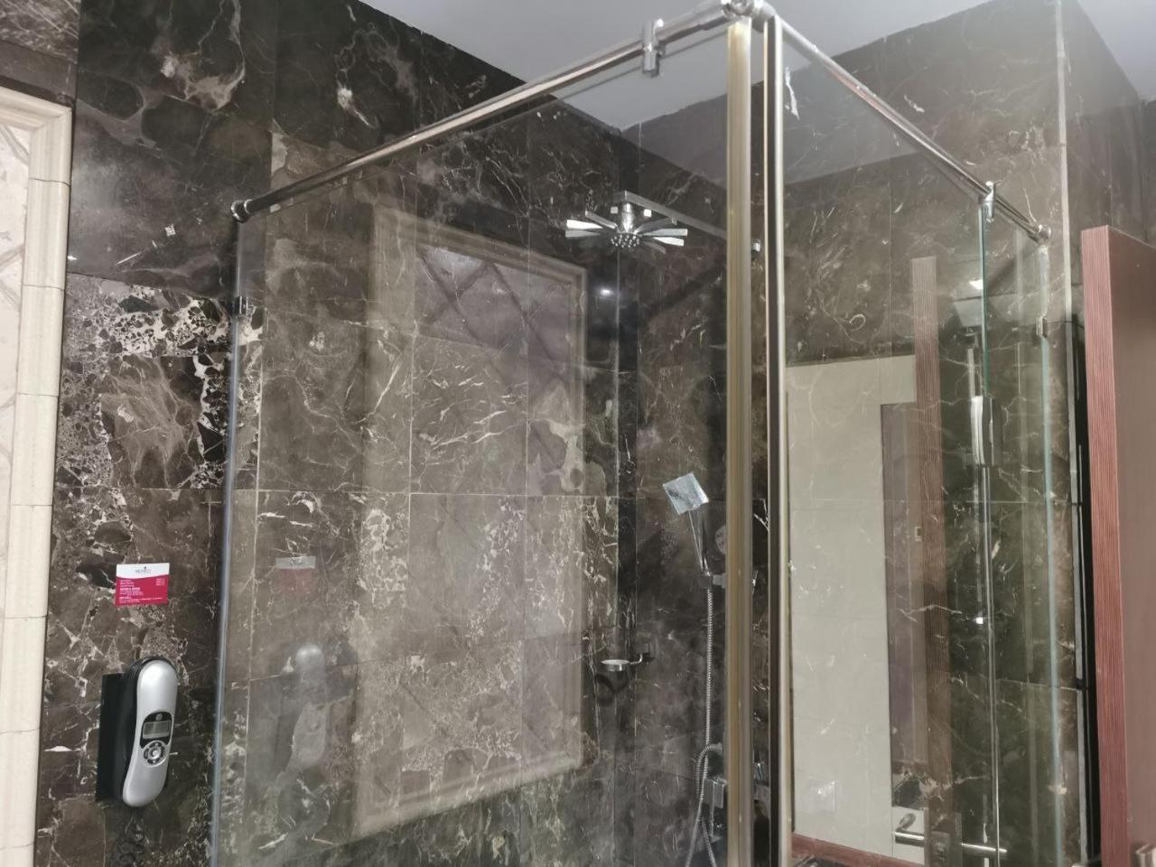 Meritz Hotel Мірі Екстер'єр фото