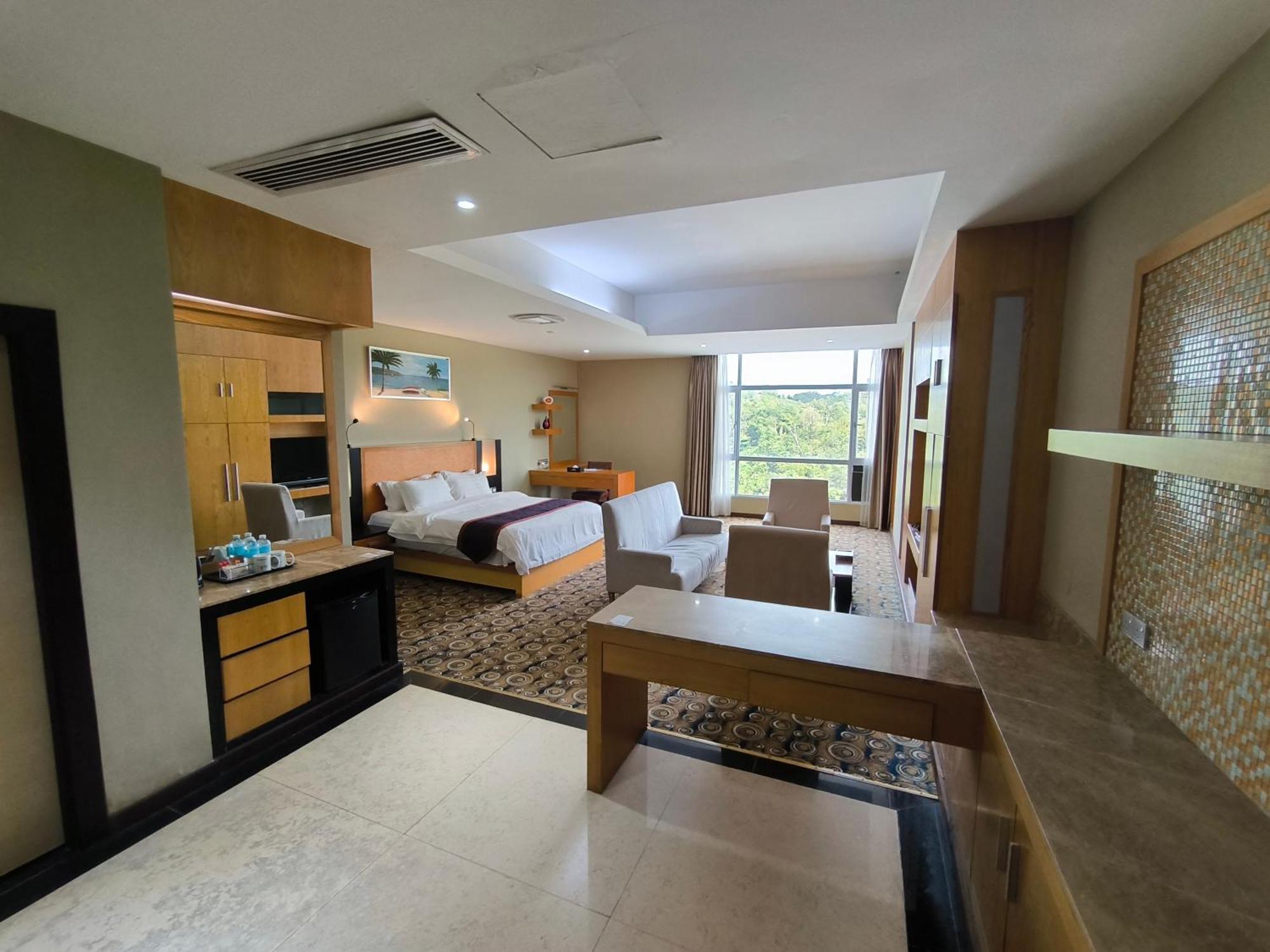 Meritz Hotel Мірі Екстер'єр фото